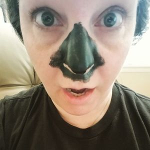 Meet your Posher, Pamela